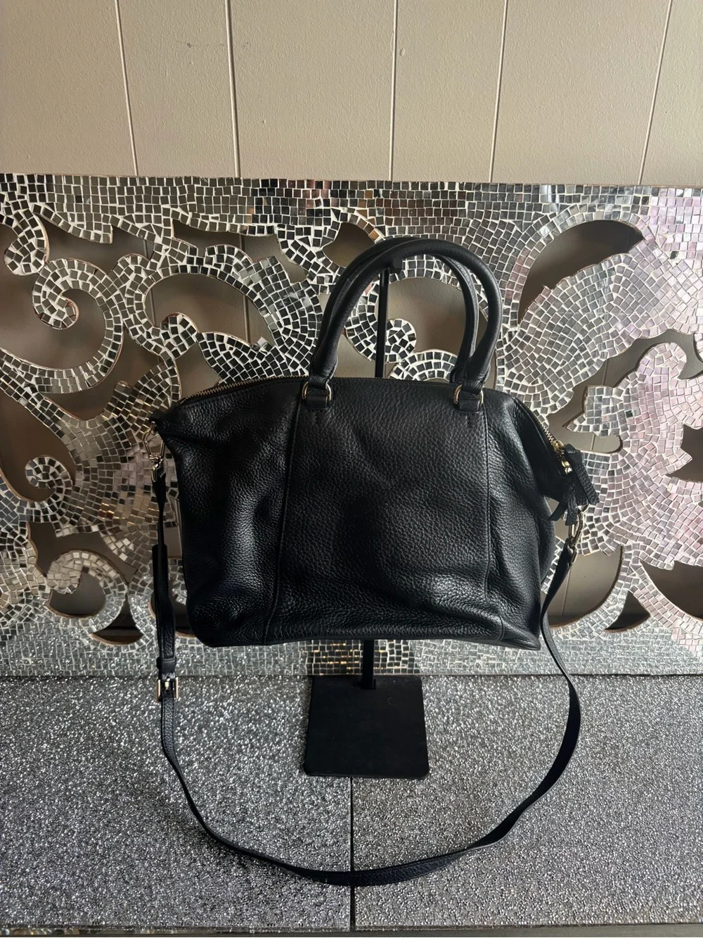 🎀Tory Burch Black Leather‎ Satchel with Detachable Strap